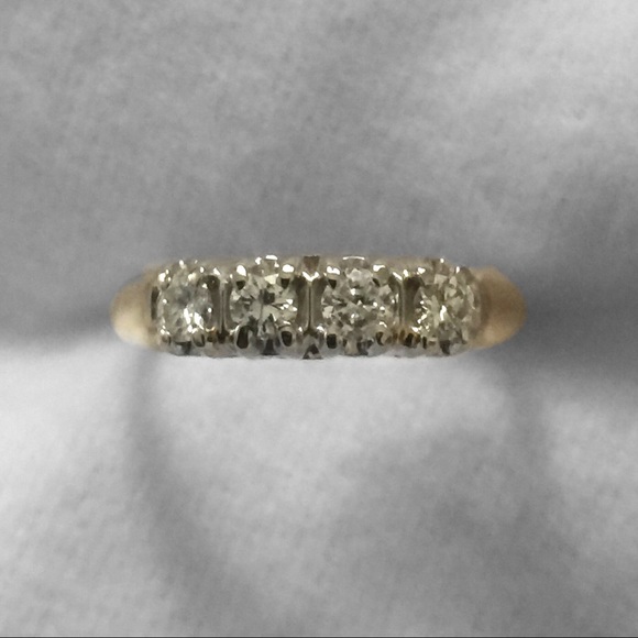 Authentic Diamonds 14k Ring 💍 - Picture 1 of 8